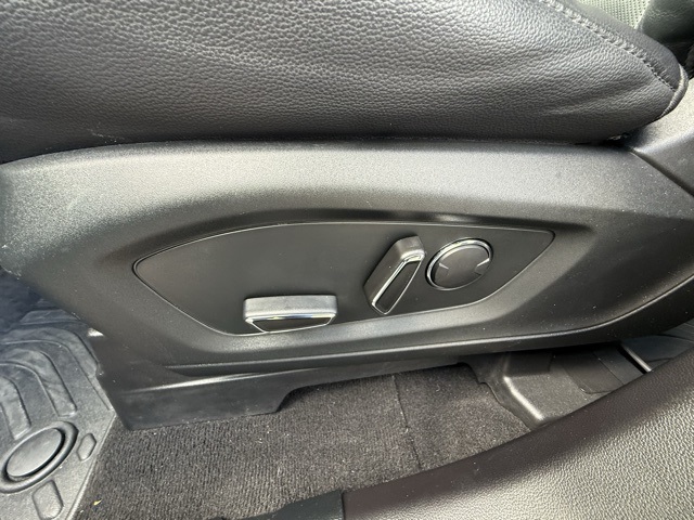 2020 Ford Explorer ST photo 13