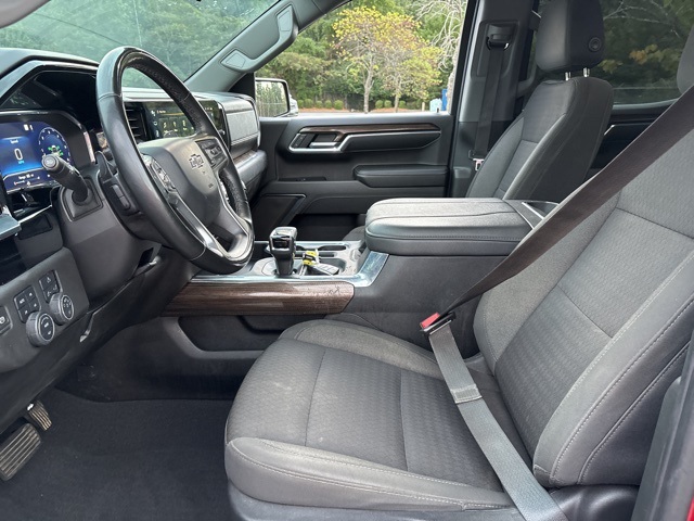 2023 Chevrolet Silverado 1500 RST photo 17