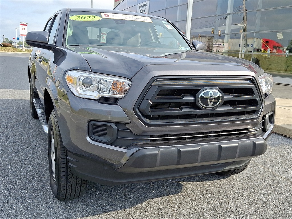 2022 Toyota Tacoma SR 4x4 Double Cab photo 2