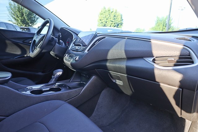 2022 Chevrolet Malibu 1LT photo 25