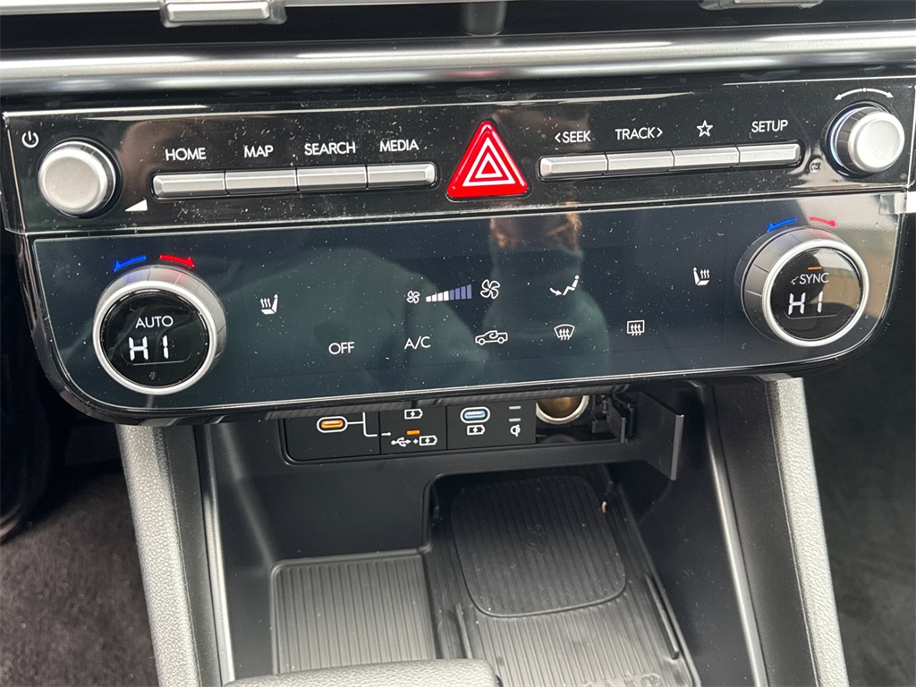 2025 Hyundai Santa Cruz SEL Activity photo 40