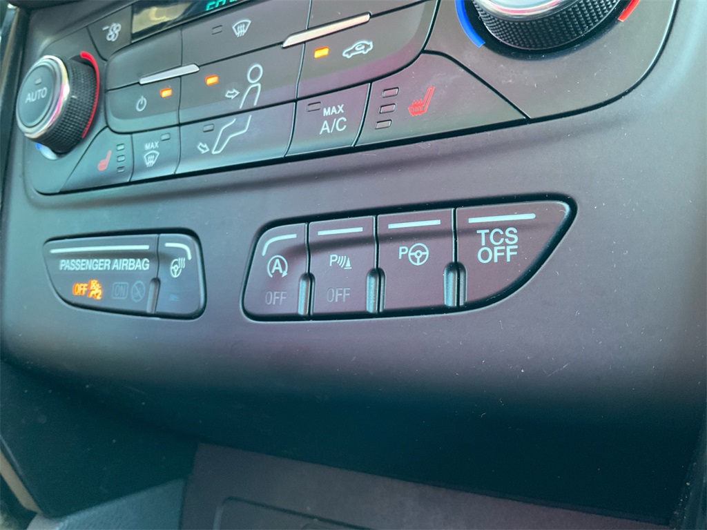 2017 Ford Escape Titanium photo 27
