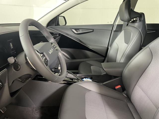 2025 Kia Niro EX photo 19