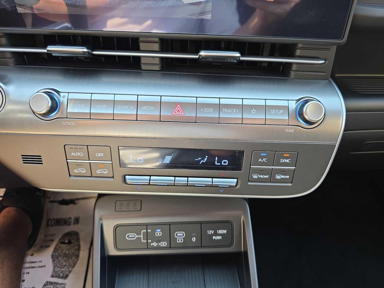 2025 Hyundai Kona SEL photo 10