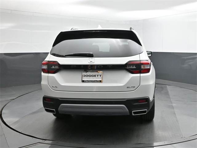 2025 Honda Pilot Elite photo 4