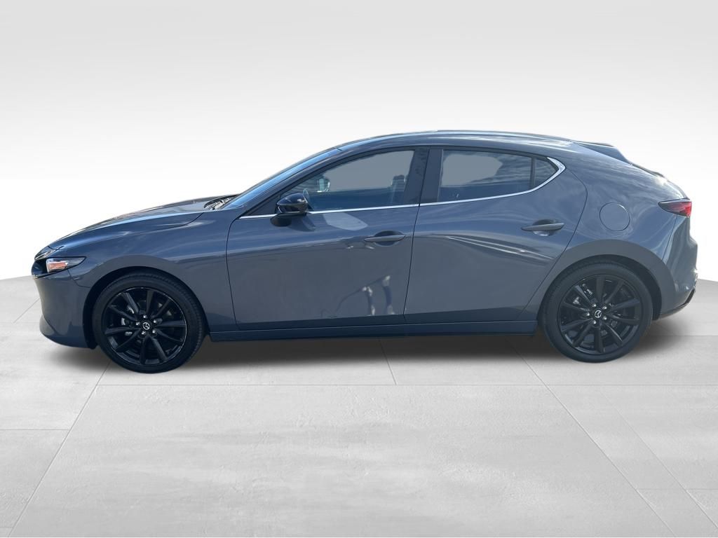 2024 Mazda Mazda3 2.5 s Carbon photo 2
