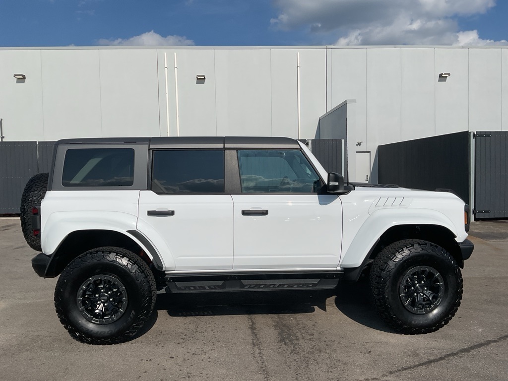 2024 Ford Bronco Raptor photo 2