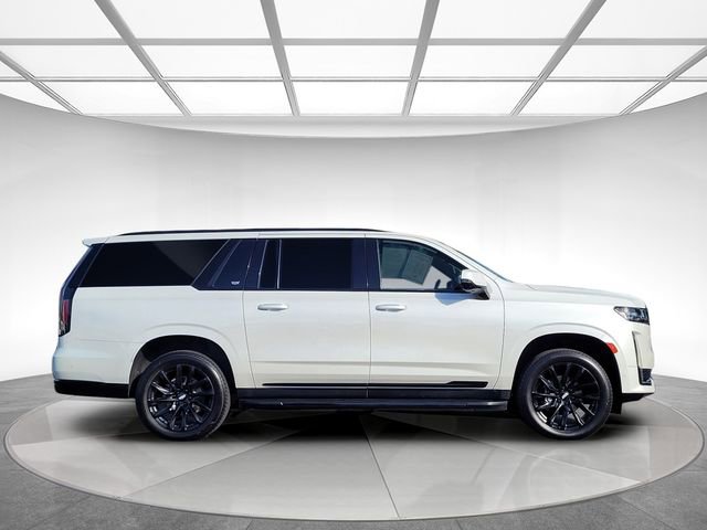 2021 Cadillac Escalade ESV Sport Platinum photo 4