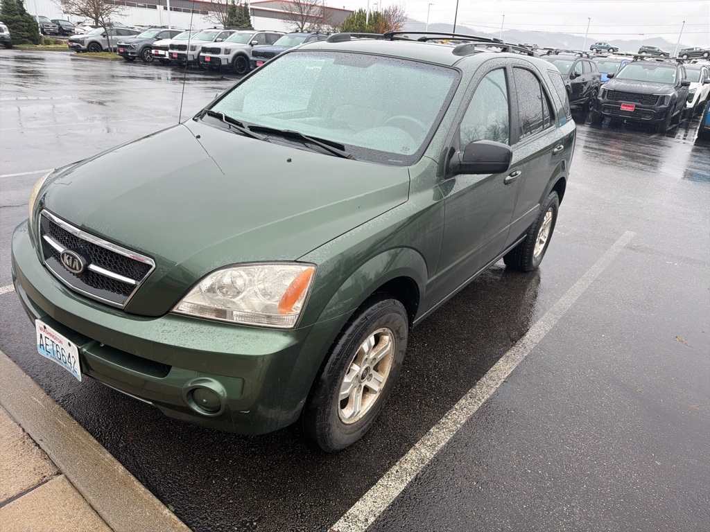 2004 Kia Sorento photo 2