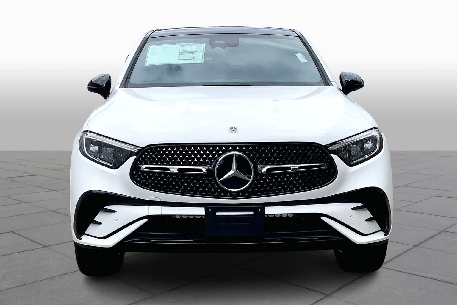 2025 Mercedes Benz GLC 300 4MATIC photo 3