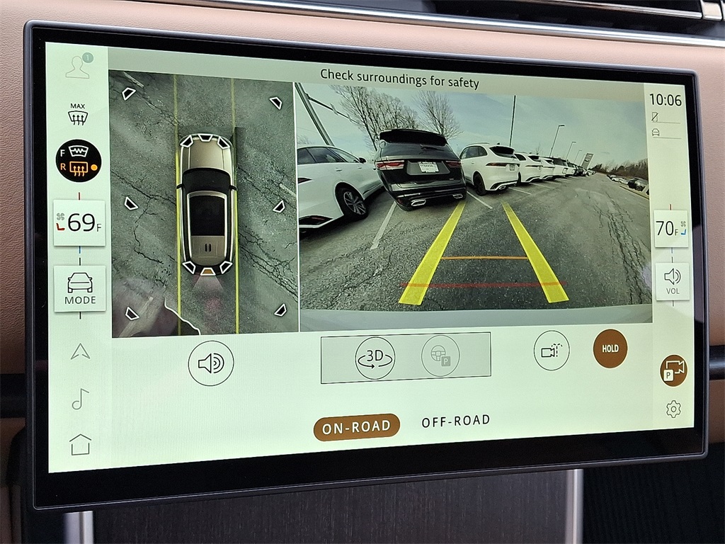 2025 Land Rover Range Rover SE photo 13