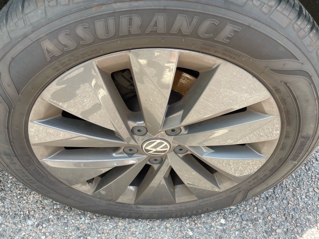 2023 Volkswagen Taos S photo 24