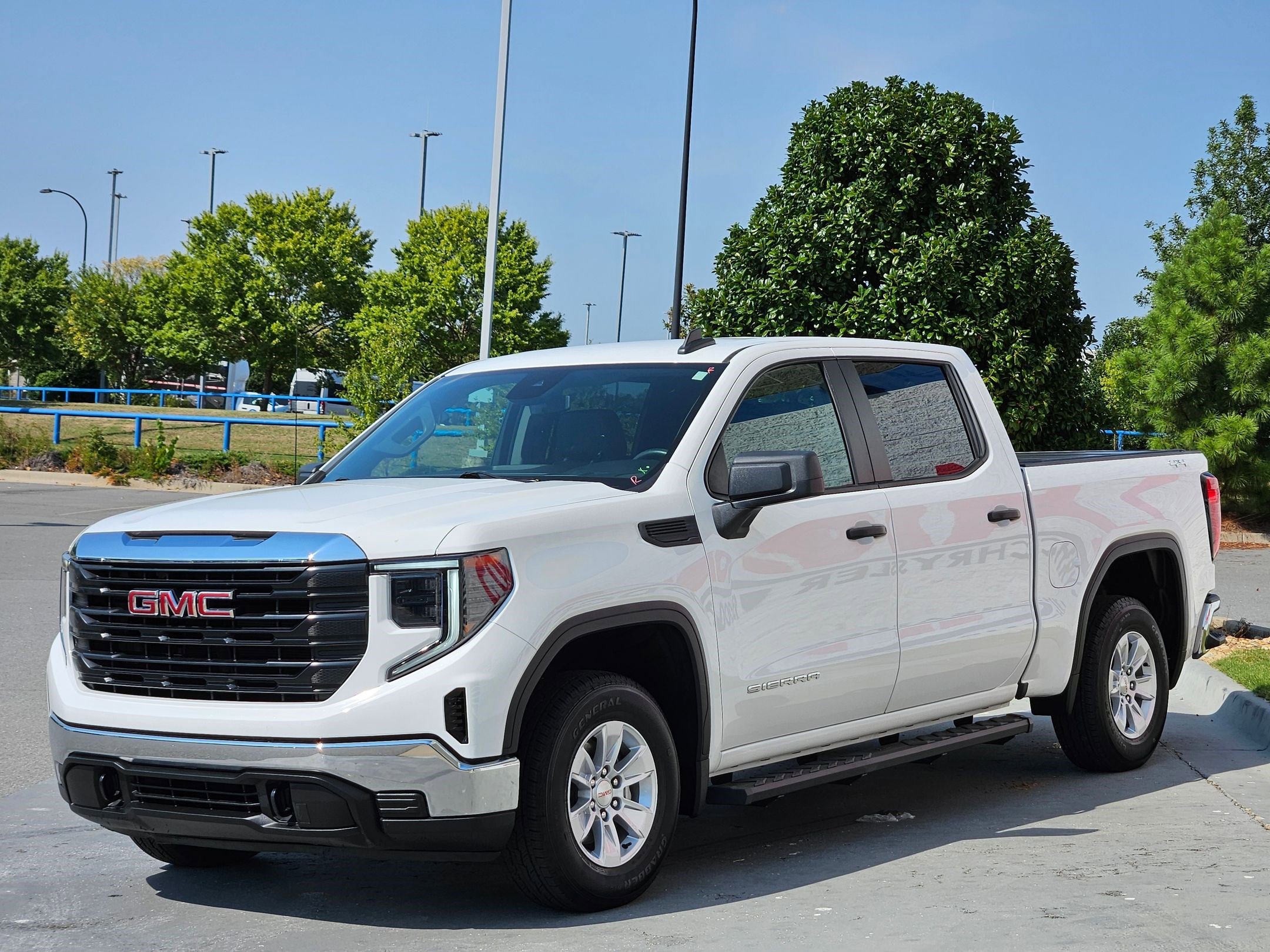2024 Gmc Sierra 1500 Pro photo 3