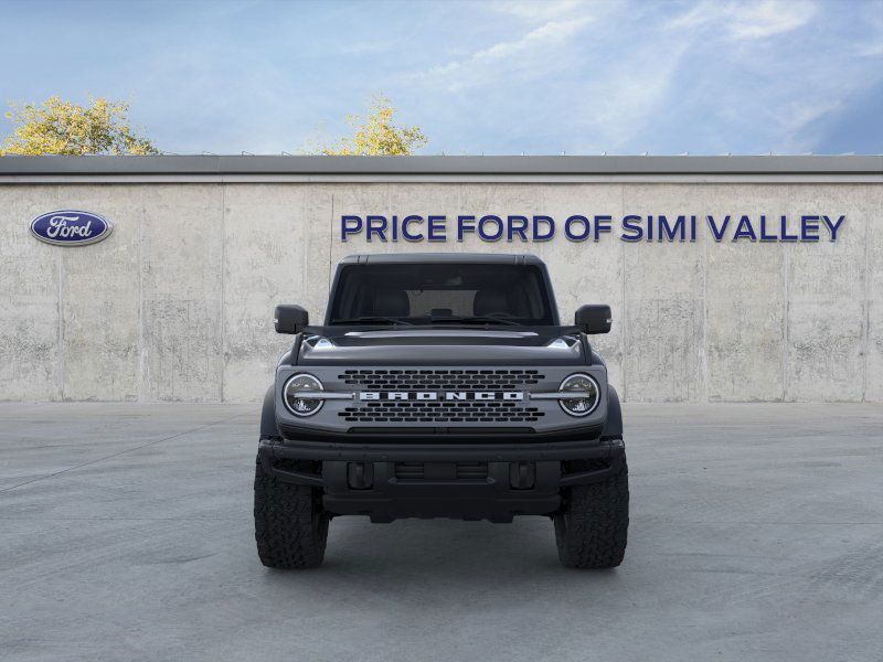 2024 Ford Bronco Badlands photo 6