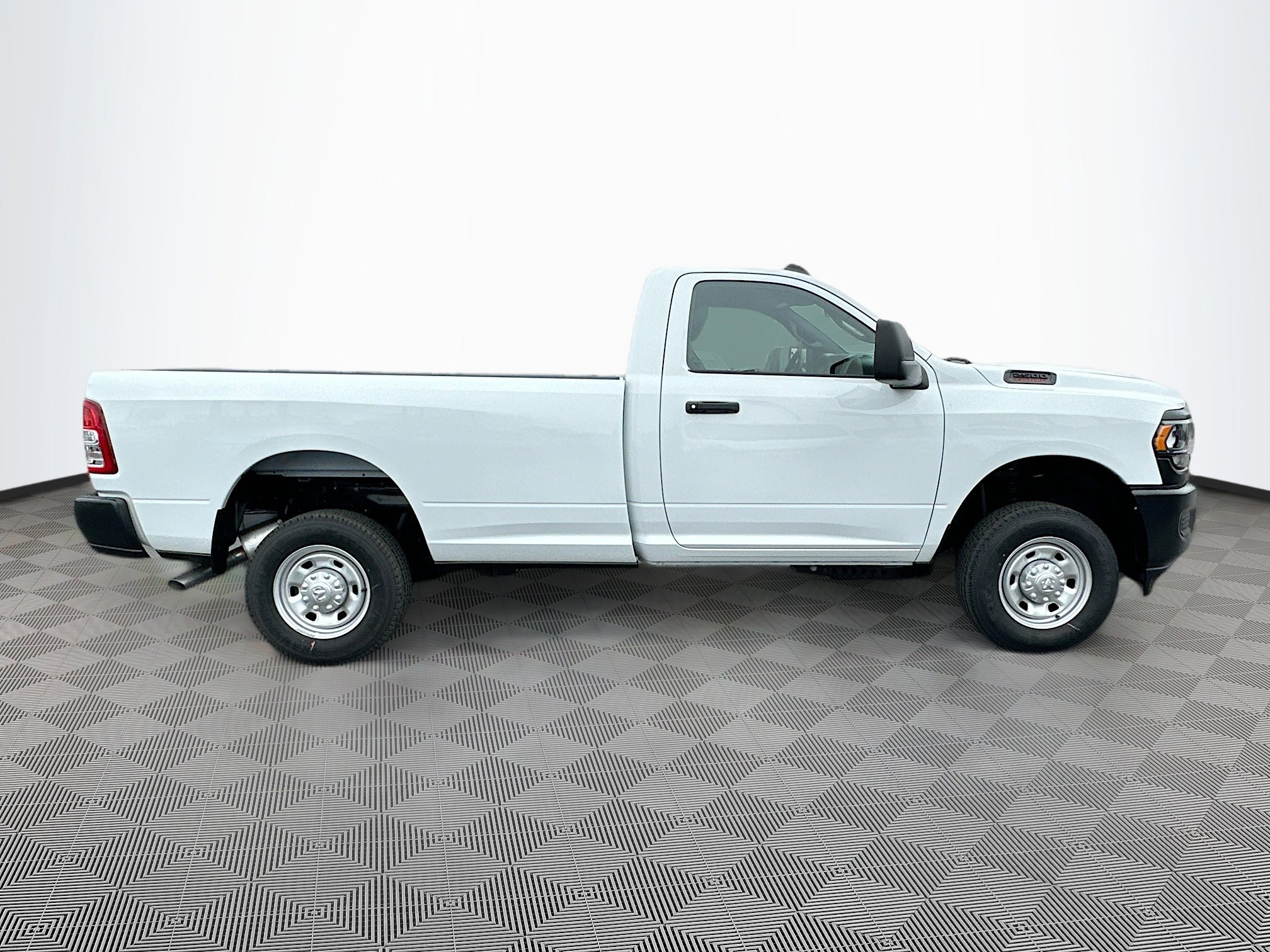 2024 Ram 2500 Tradesman photo 3