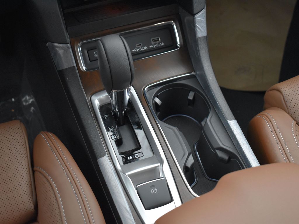 2025 Subaru Ascent Touring photo 16