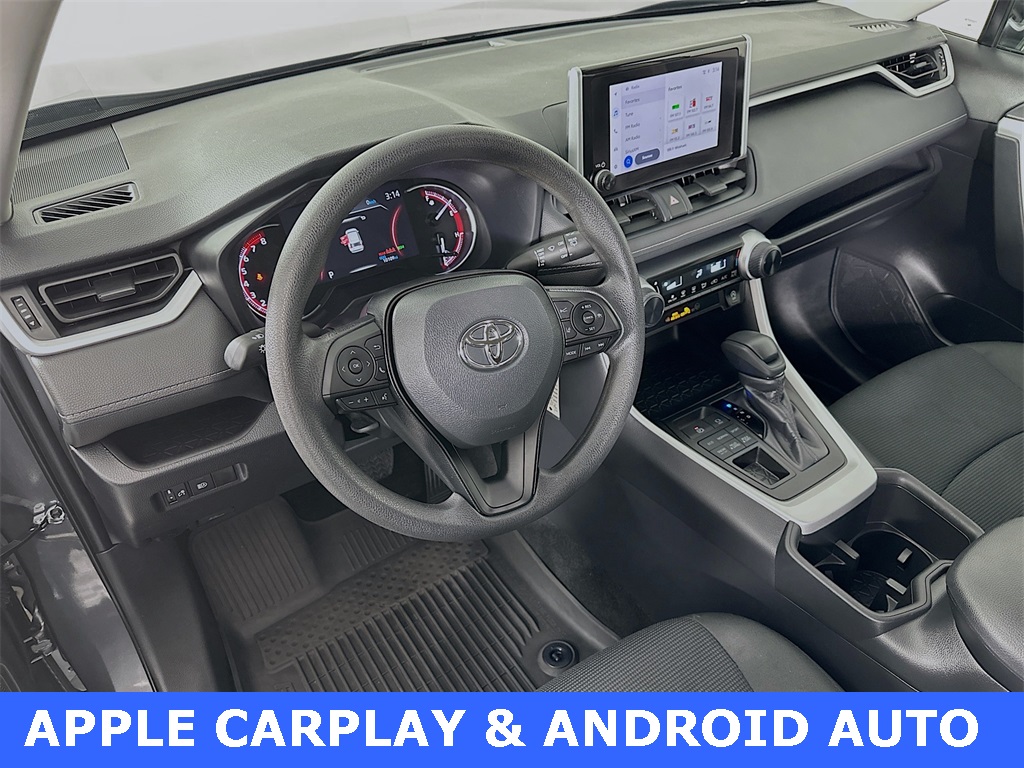 2023 Toyota RAV4 LE photo 2