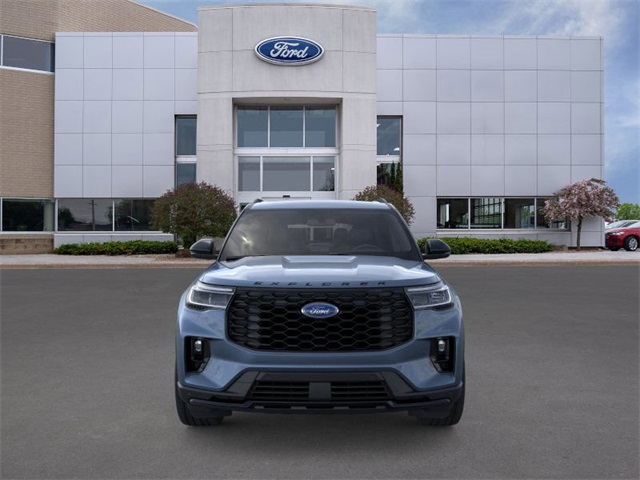2025 Ford Explorer ST-Line photo 4