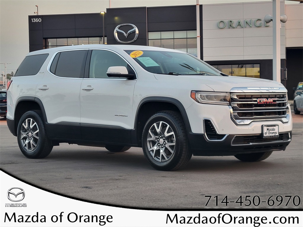 2023 GMC Acadia SLE's photo