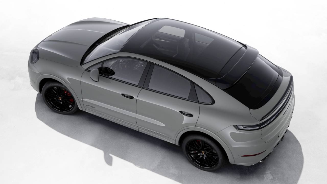 2026 Porsche Cayenne GTS Coupe photo 4