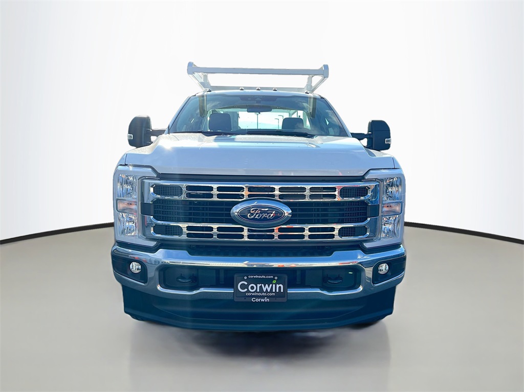 2024 Ford F-350 XL photo 4