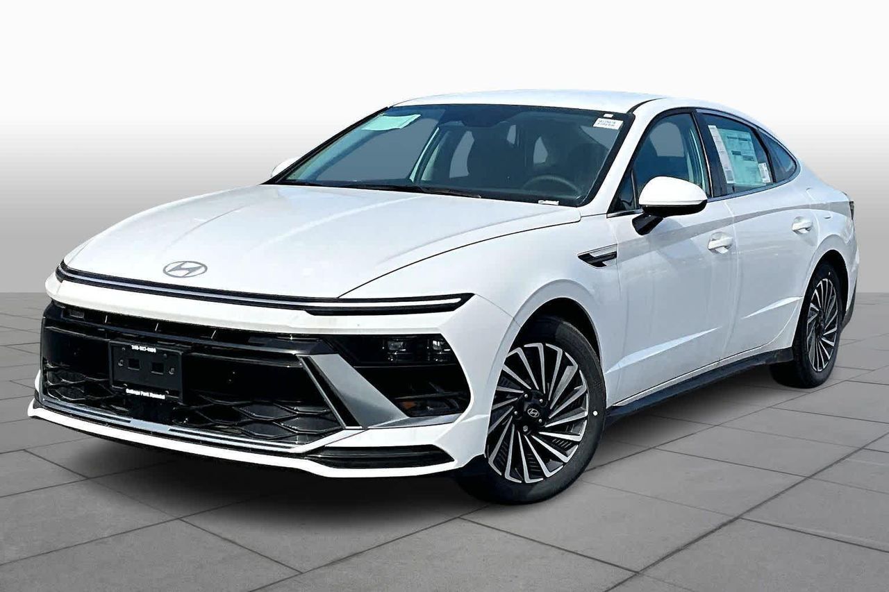 2025 Hyundai Sonata Hybrid SEL's photo