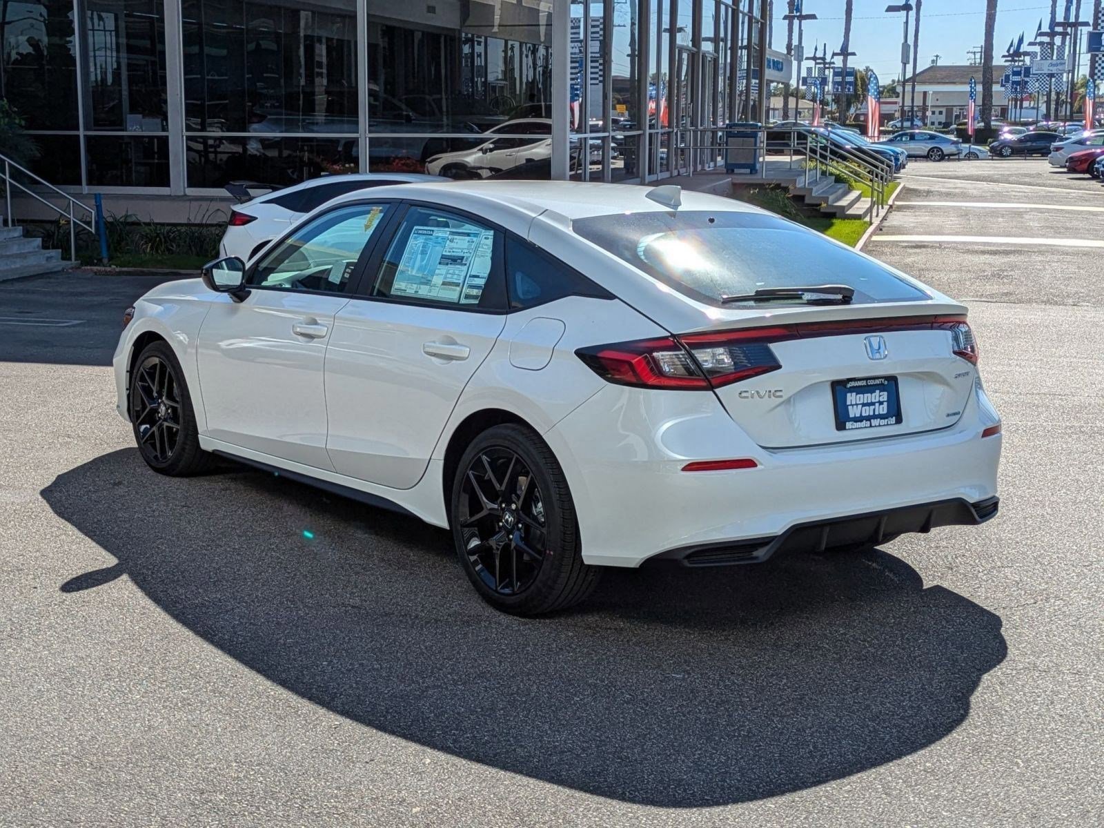 2026 Honda Civic Hatchback Sport Hybrid photo 6