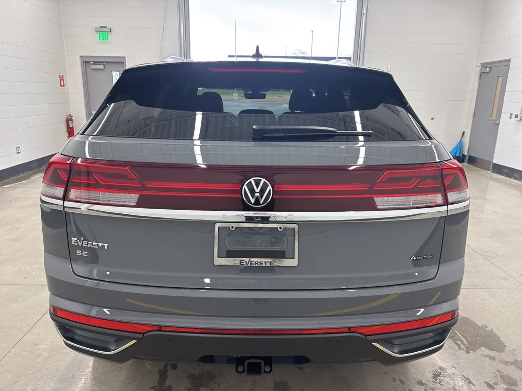2025 Volkswagen Atlas Cross Sport SE Technology photo 4