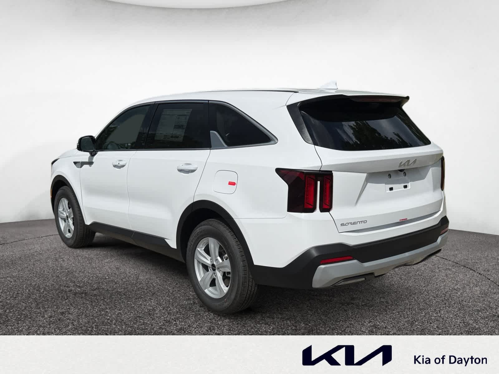 2025 Kia Sorento LX photo 2