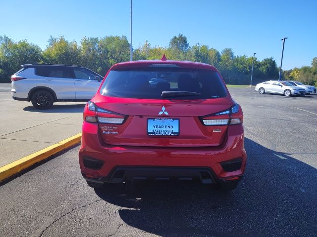 2025 Mitsubishi Outlander Sport LE photo 4