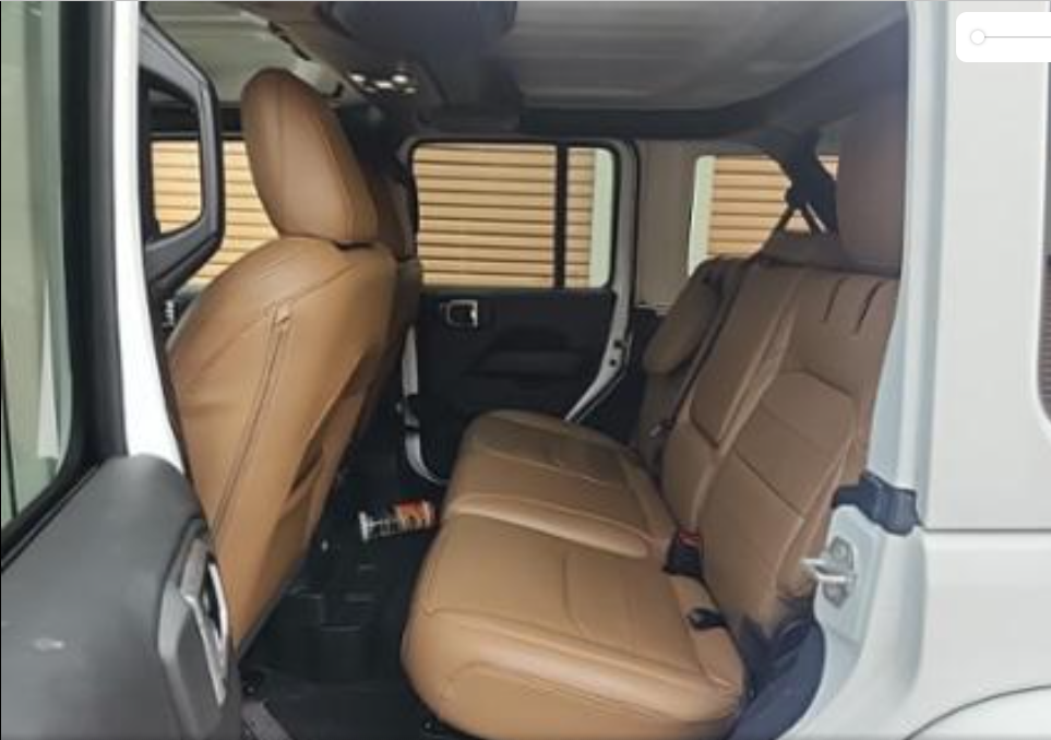 2023 Jeep Wrangler 4xe Sahara photo 4