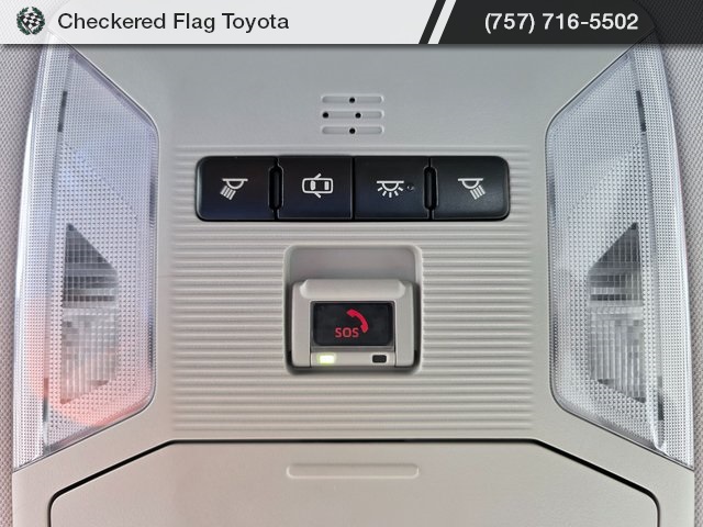 2020 Toyota RAV4 XLE photo 9