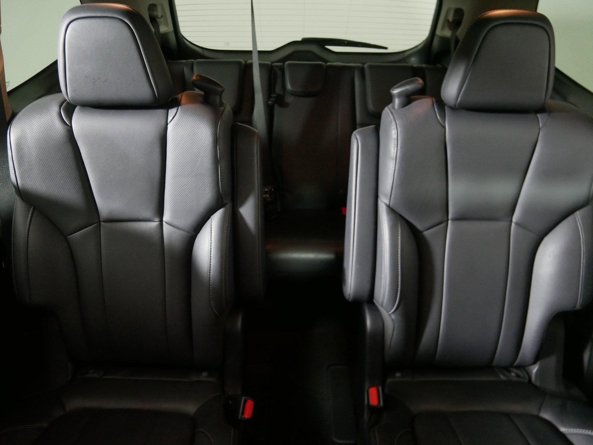 2023 Subaru Ascent Limited photo 13