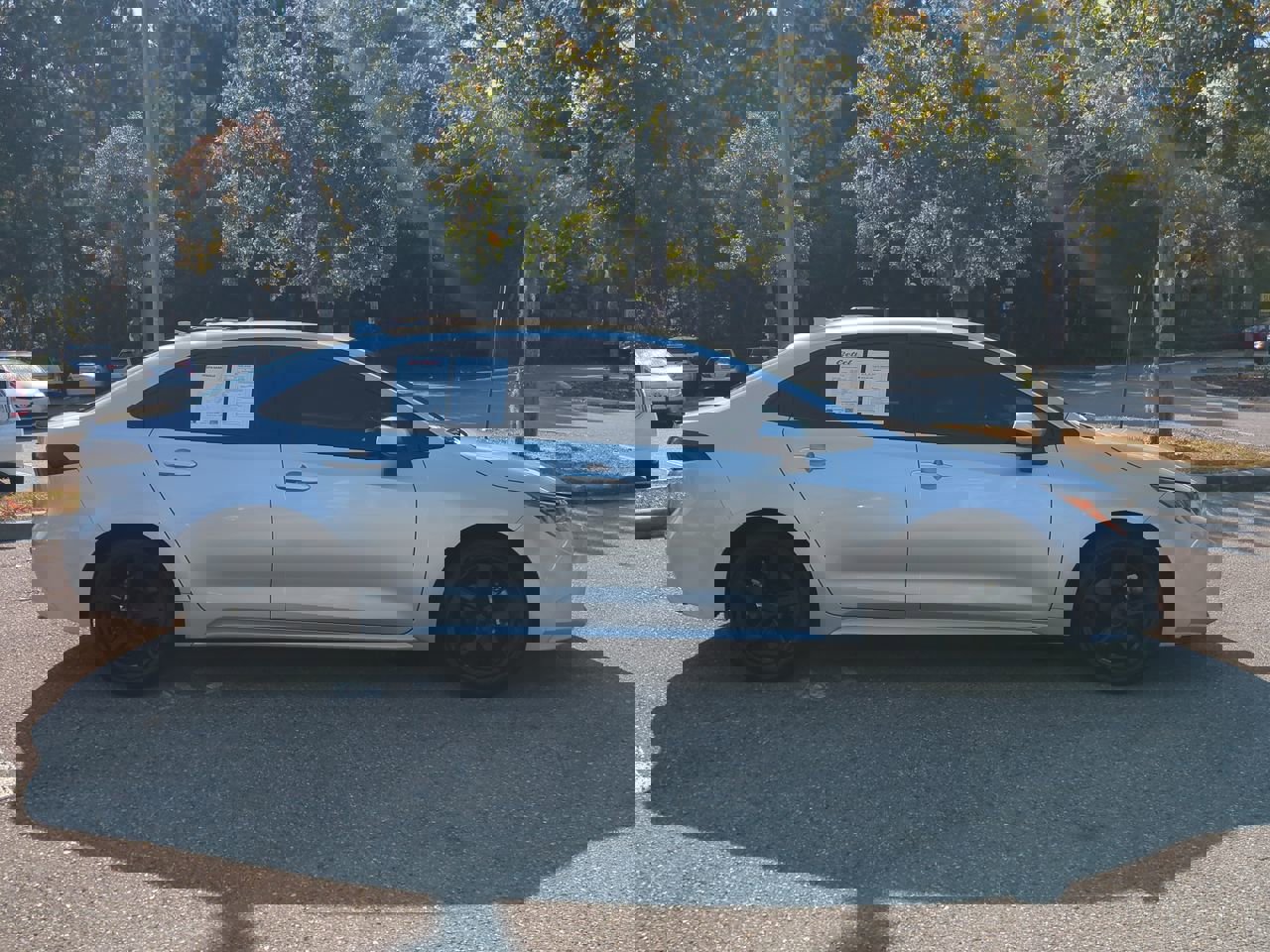 2022 Toyota Corolla LE photo 4