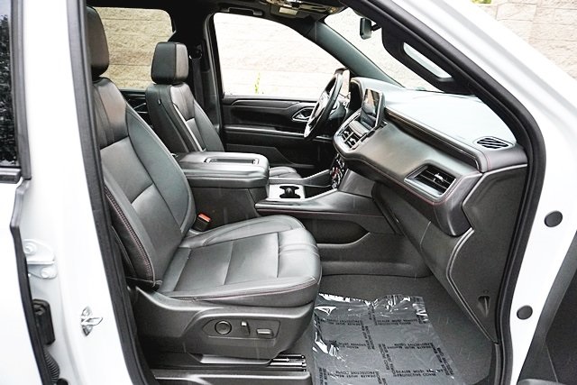 Used 2024 White Chevrolet RST image 10