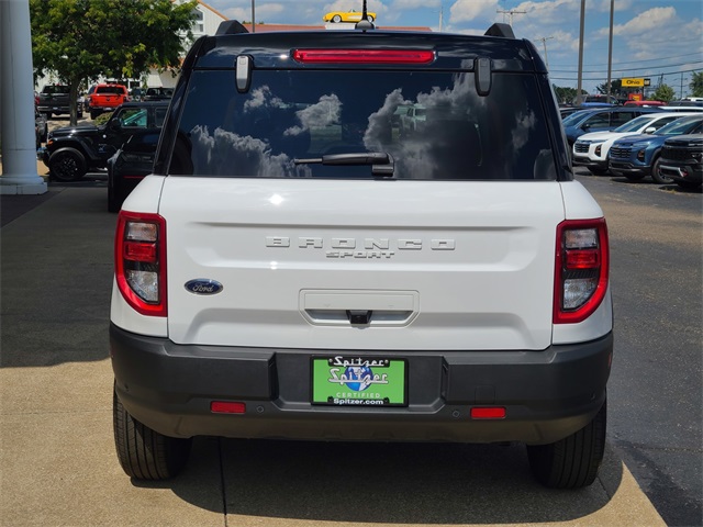 2023 Ford Bronco Sport Outer Banks photo 2