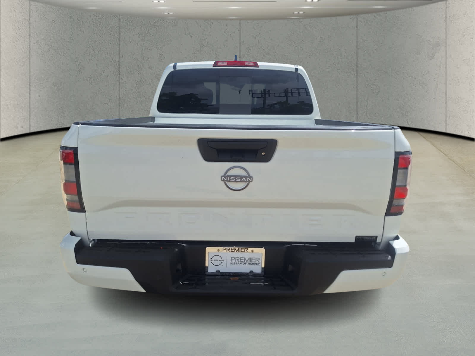 2025 Nissan Frontier Crew Cab SV photo 4