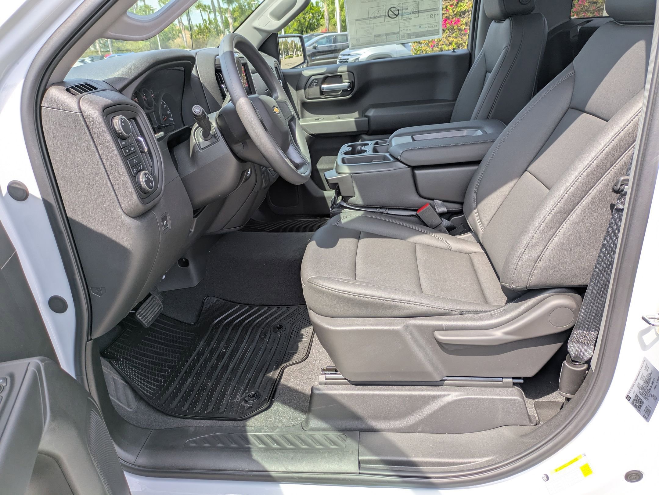 2026 Chevrolet Silverado 1500 photo 10
