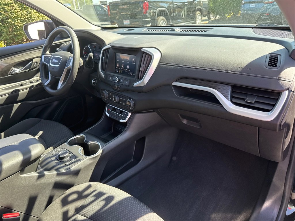 2023 Gmc Terrain SLE photo 35