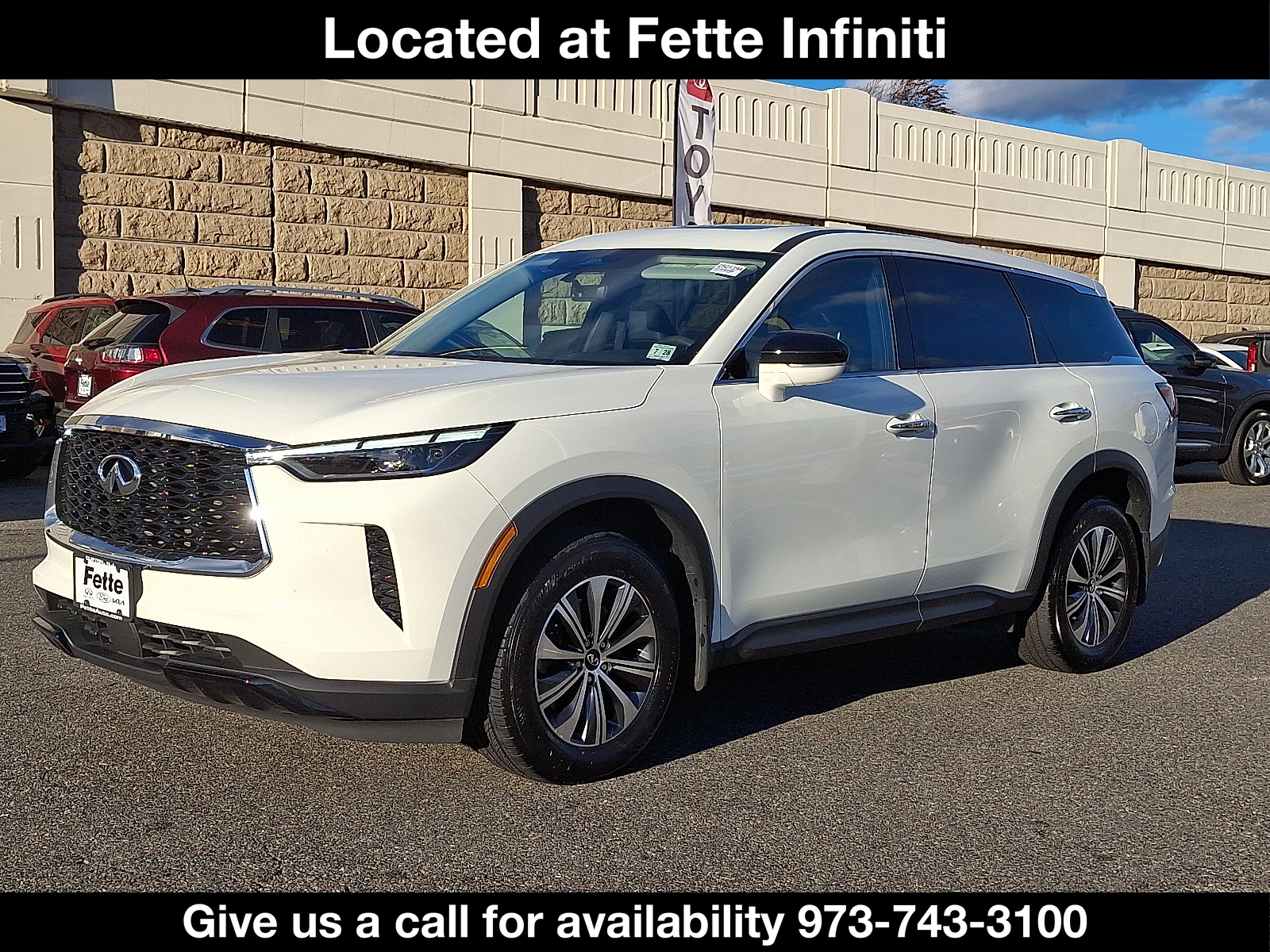 2023 INFINITI QX60 PURE's photo