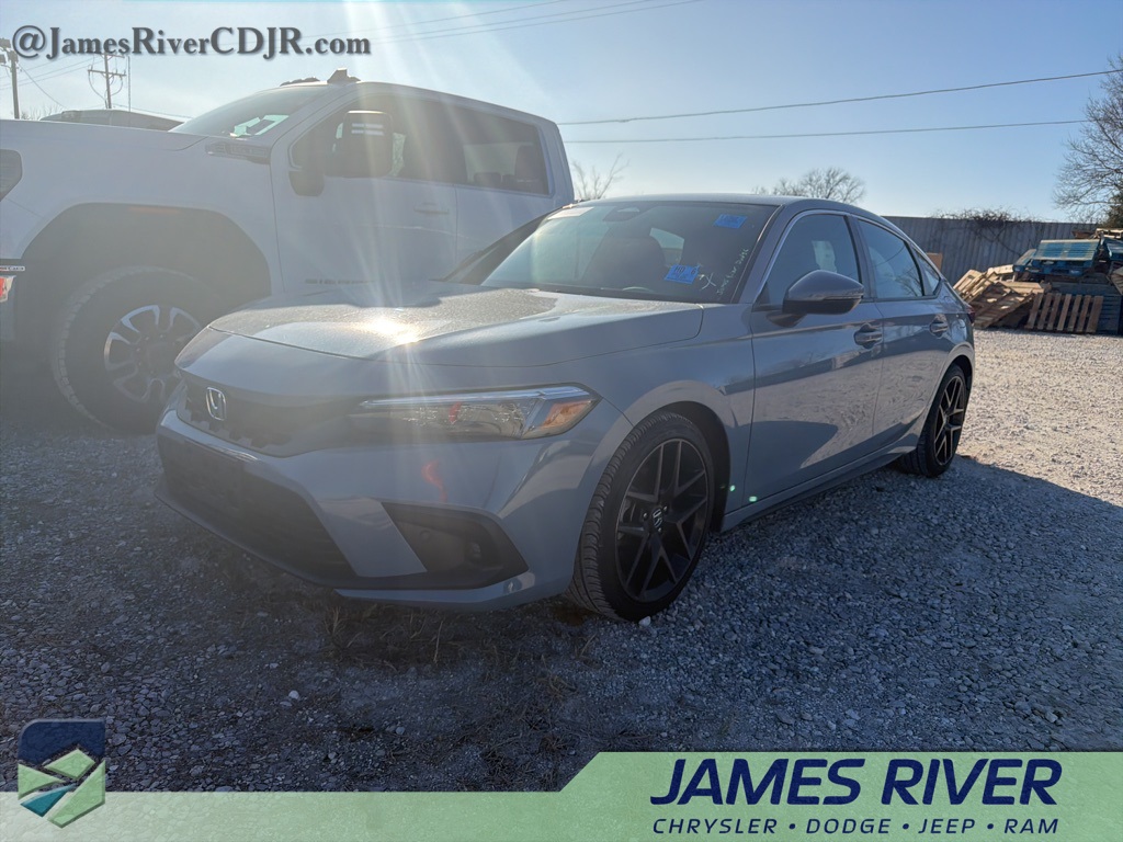 2022 Honda Civic Hatchback Sport Touring's photo