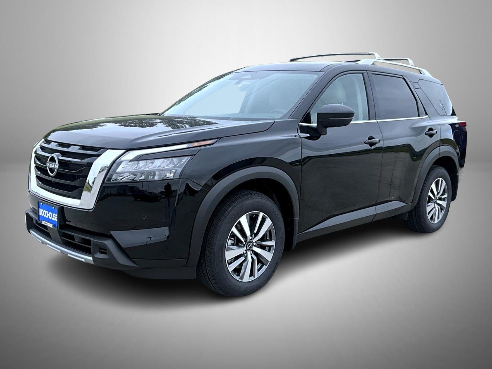 2025 Nissan Pathfinder SL's photo