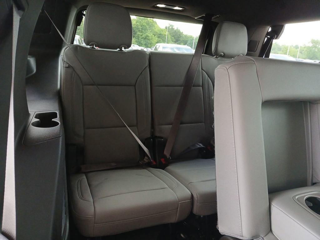 2022 Chevrolet Tahoe Z71 photo 17