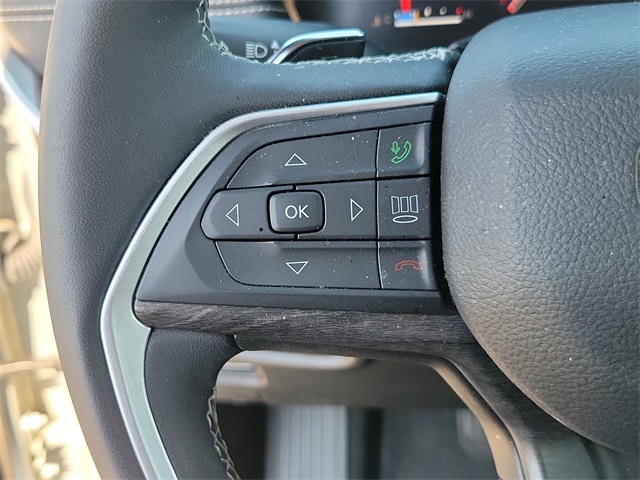 2023 Jeep Grand Cherokee Limited photo 12