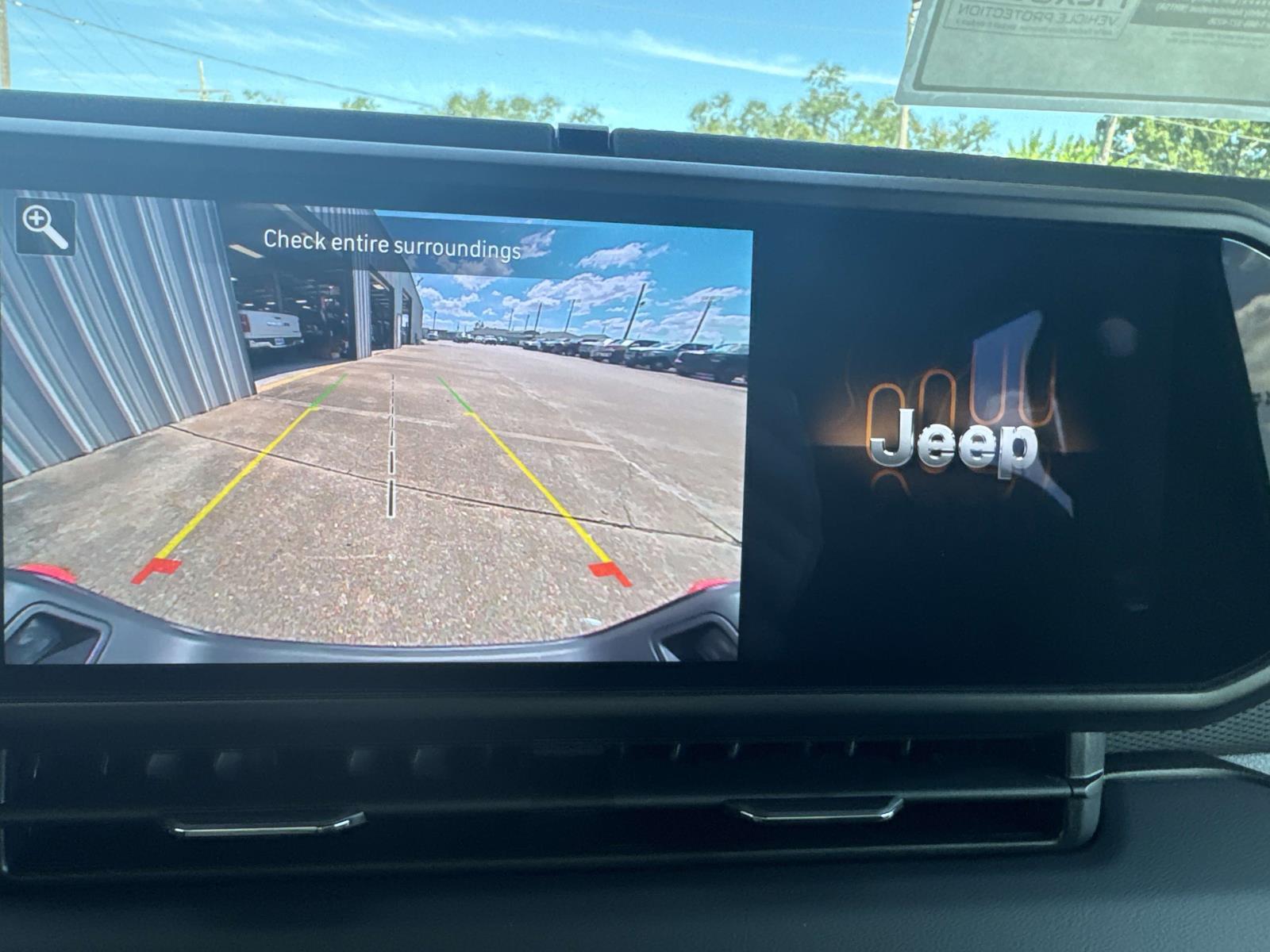 2025 Jeep Gladiator Sport S photo 12