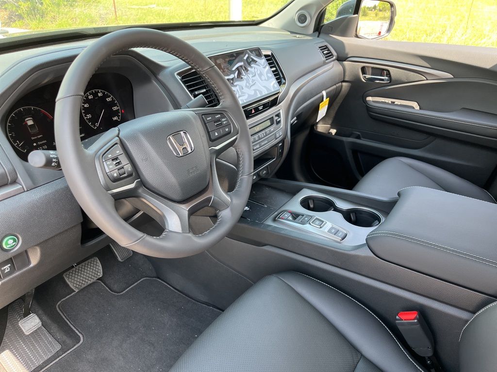 2025 Honda Ridgeline RTL photo 10