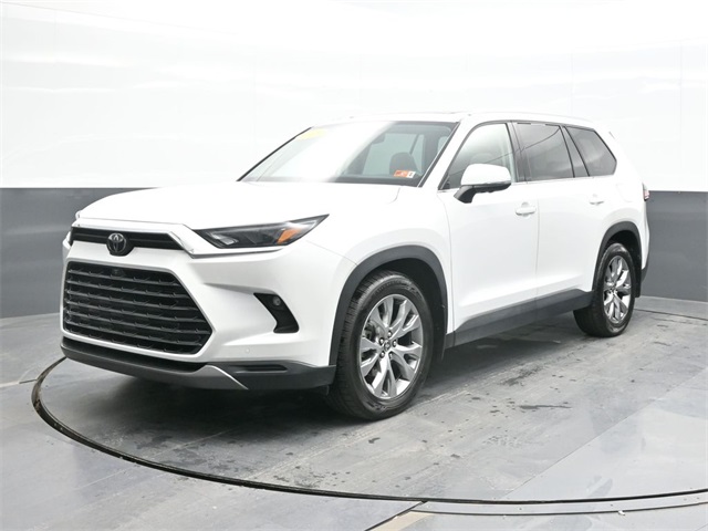 2025 Toyota Grand Highlander Limited's photo