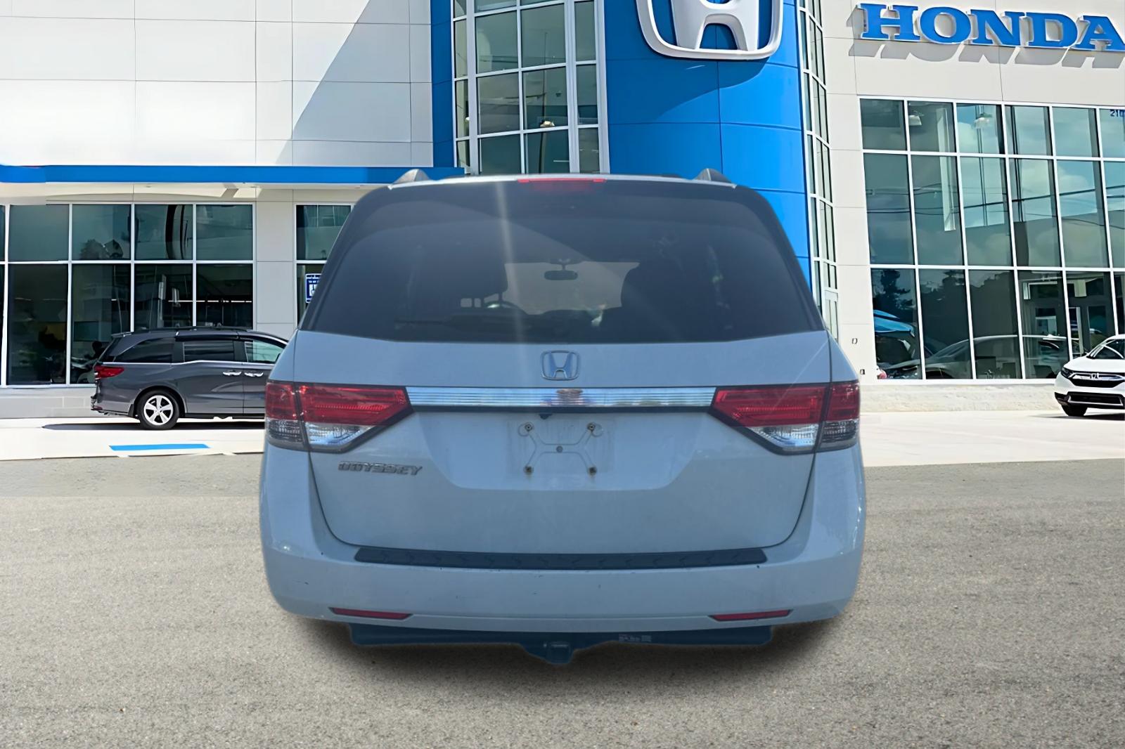 2016 Honda Odyssey EX photo 4