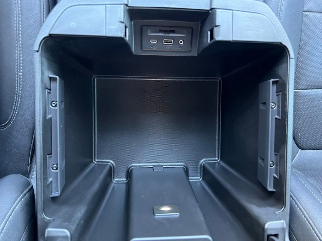 2022 Chevrolet Silverado 2500HD LTZ photo 32