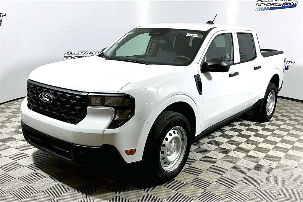 2025 Ford Maverick XL's photo